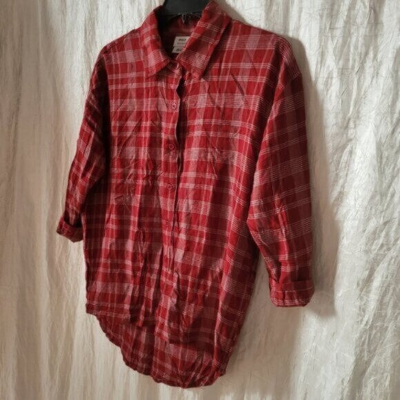 RVCA Red Plaid Cut Out Button Down Shirt Sz Small - Picture 9 of 13